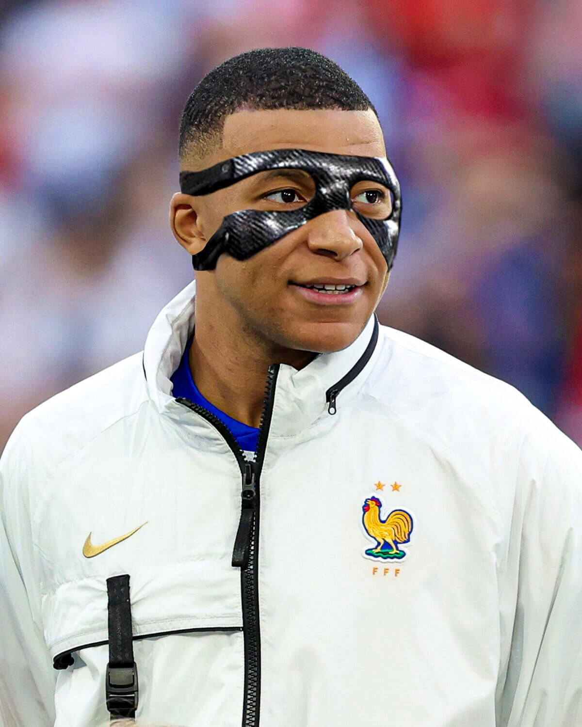 mbappe-dinh-chan-thuong-gay-mui-tai-euro-2024